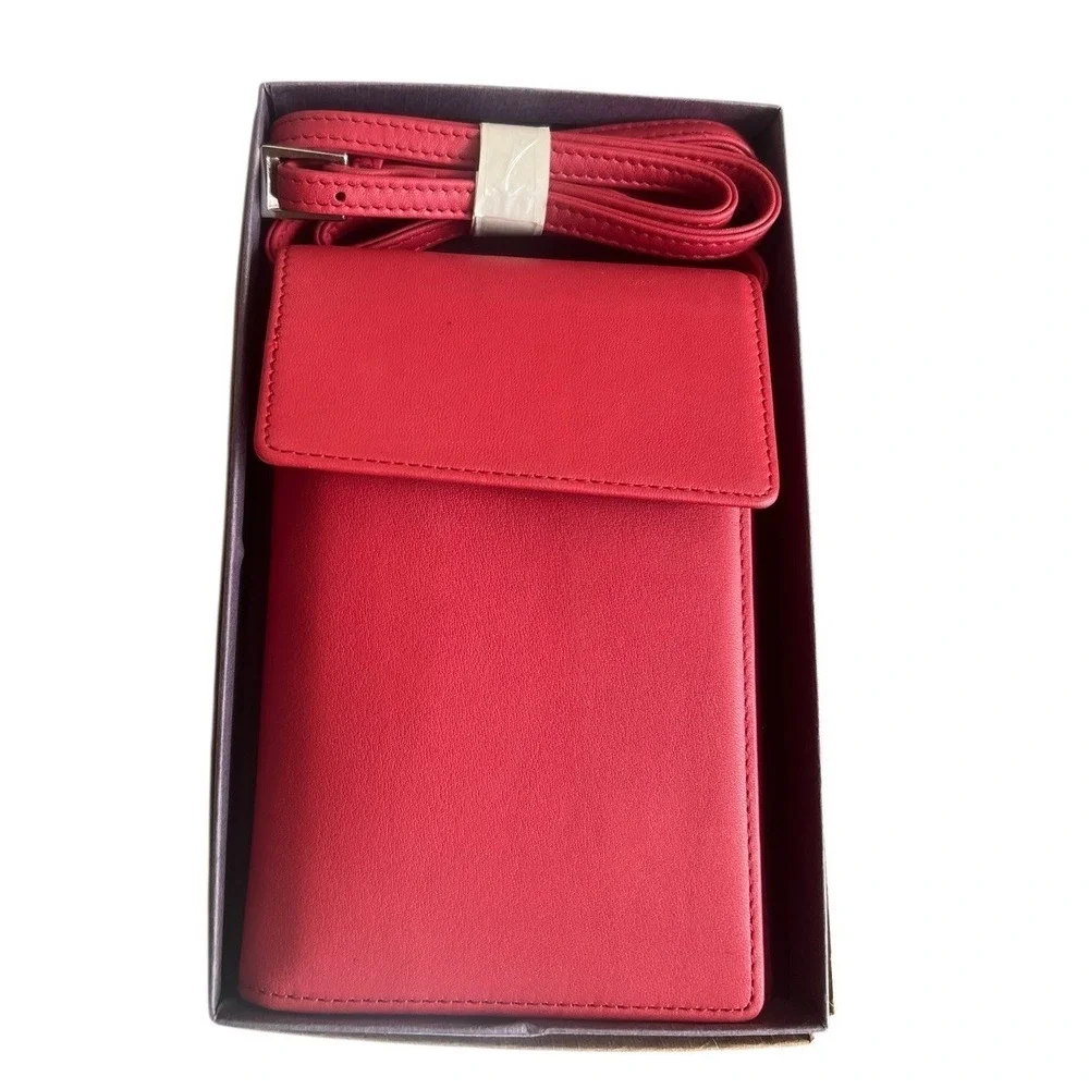 Royce Red‎ Leather Crossbody Passport Travel Wallet With Adjustable Strap NIB